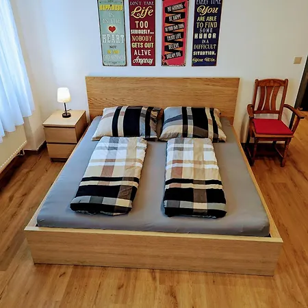 Im Zentrum Von Appartamento Graz