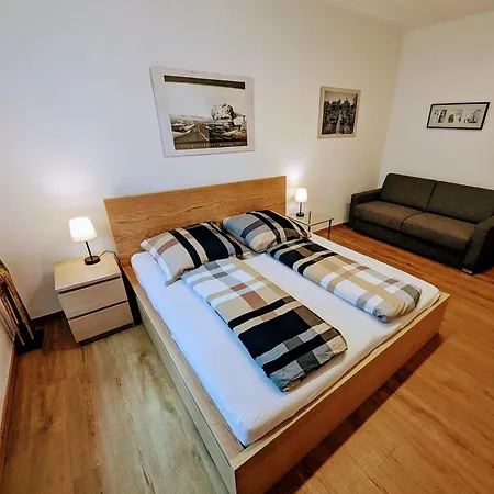 Im Zentrum Von Appartement